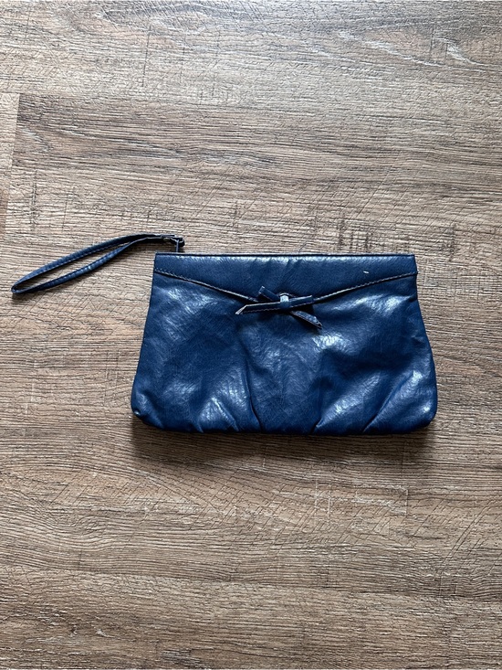 Handbags - Vintage 1980s Navy Wristlet Clutch with Bow Accent